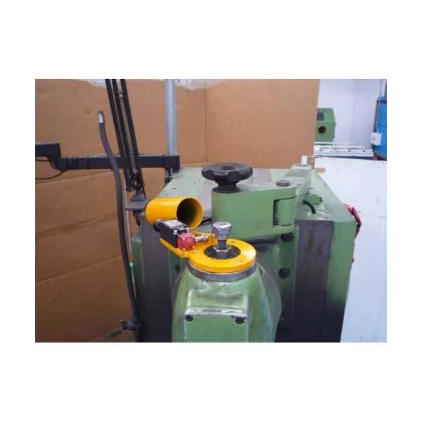 PROTECTION FOR VERTICAL OR HORIZONTAL DRAW BAR OF MILLING MACHINE, WITH OR WITHOUT MICROSWITCH - TYPE FAO - Repar2