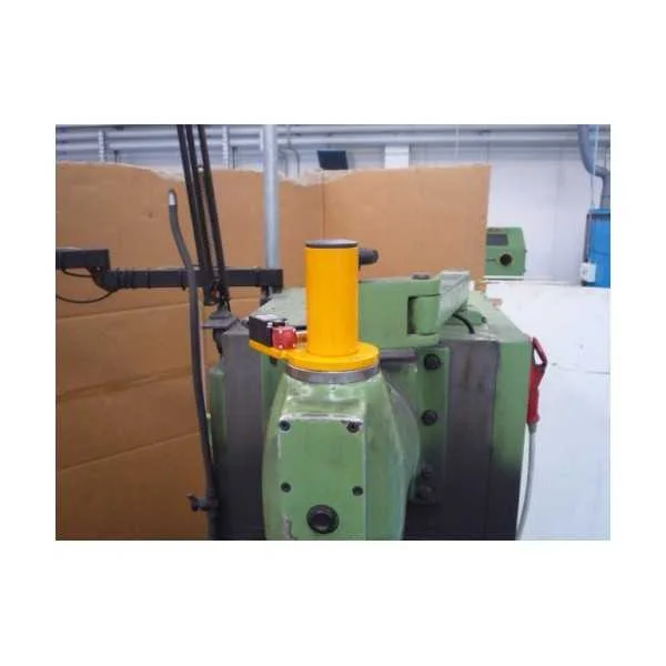PROTECTION FOR VERTICAL OR HORIZONTAL DRAW BAR OF MILLING MACHINE, WITH OR WITHOUT MICROSWITCH - TYPE FAO - Repar2