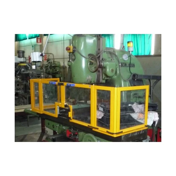 SAFETY GUARD FOR TABLE OF MILLING MACHINE WITH DOUBLE DOOR WITH OPENING FOR VICE (TYPE TAM) OR WITHOUT (TYPE TA) - Repar2