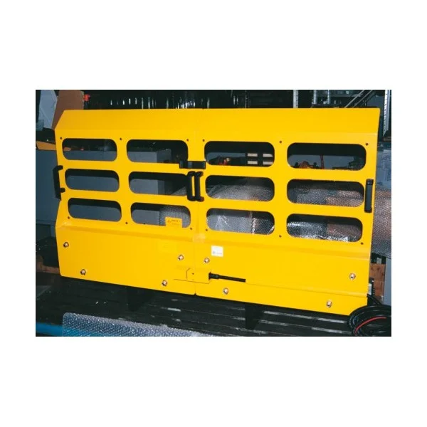 Protection for surface or cylindrical grinding machines with single (type PR) or double sliding door (type PR/3) and microswitch - Repar2