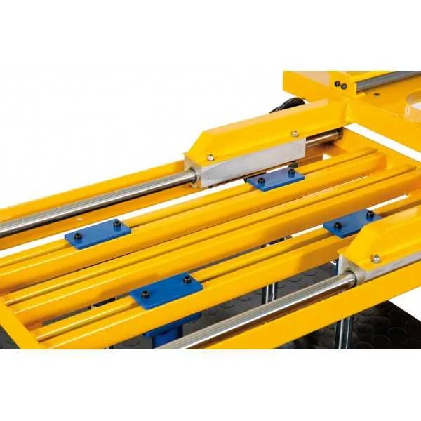 SLDING SAFETY GUARD FOR CHUCK OF LATHE IN POLYCARBONATE OR LAMINATED GLASS WITH MICROSWITCH - TYPE MAJOR - Repar2