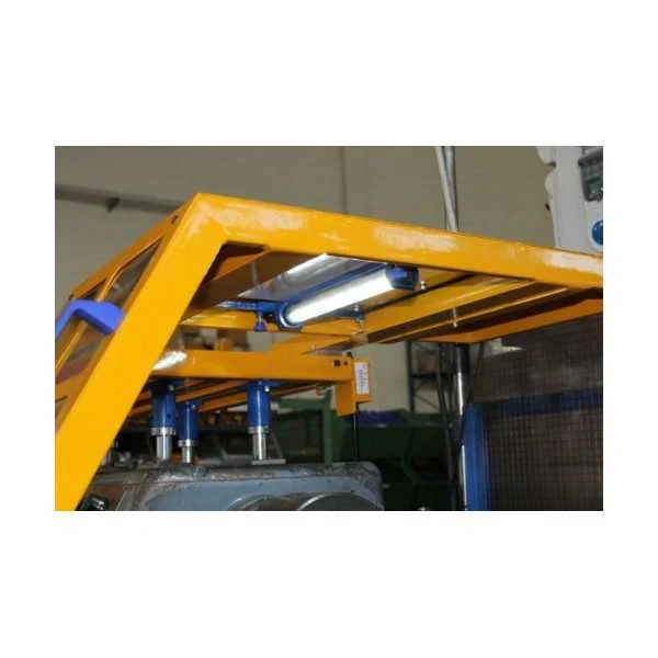 SLDING SAFETY GUARD FOR CHUCK OF LATHE IN POLYCARBONATE OR LAMINATED GLASS WITH MICROSWITCH - TYPE MAJOR - Repar2