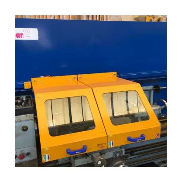 Double sliding safety guard for chuck and saddle of a lathe in polycarbonate or safety glass with microswitch - type SD - Repar2