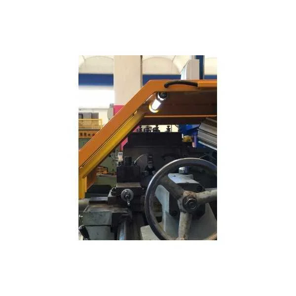 Double sliding safety guard for chuck and saddle of a lathe in polycarbonate or safety glass with microswitch - type SD - Repar2
